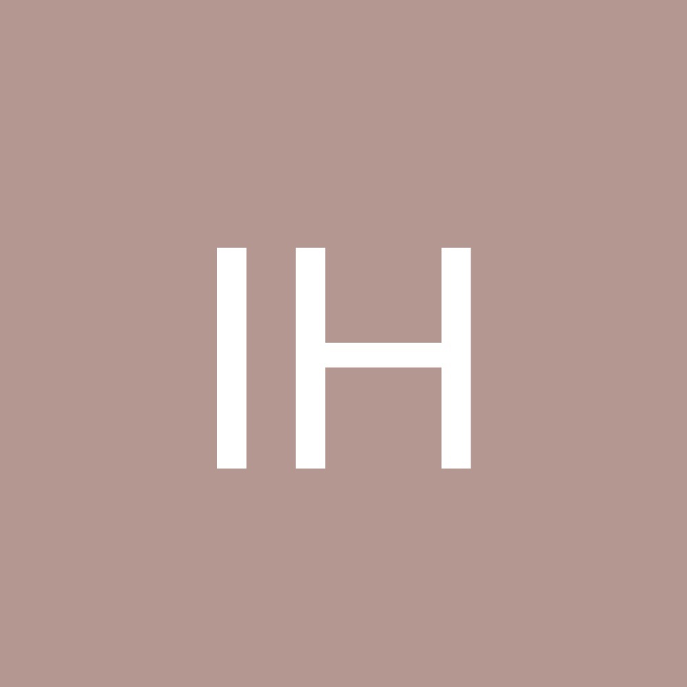 Meet your Posher, Izabella